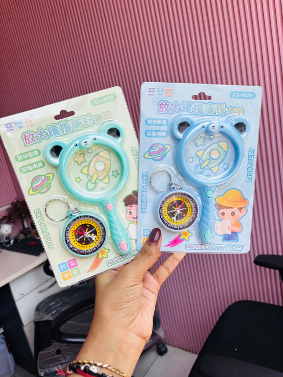 Magnifying Glass Compass Set