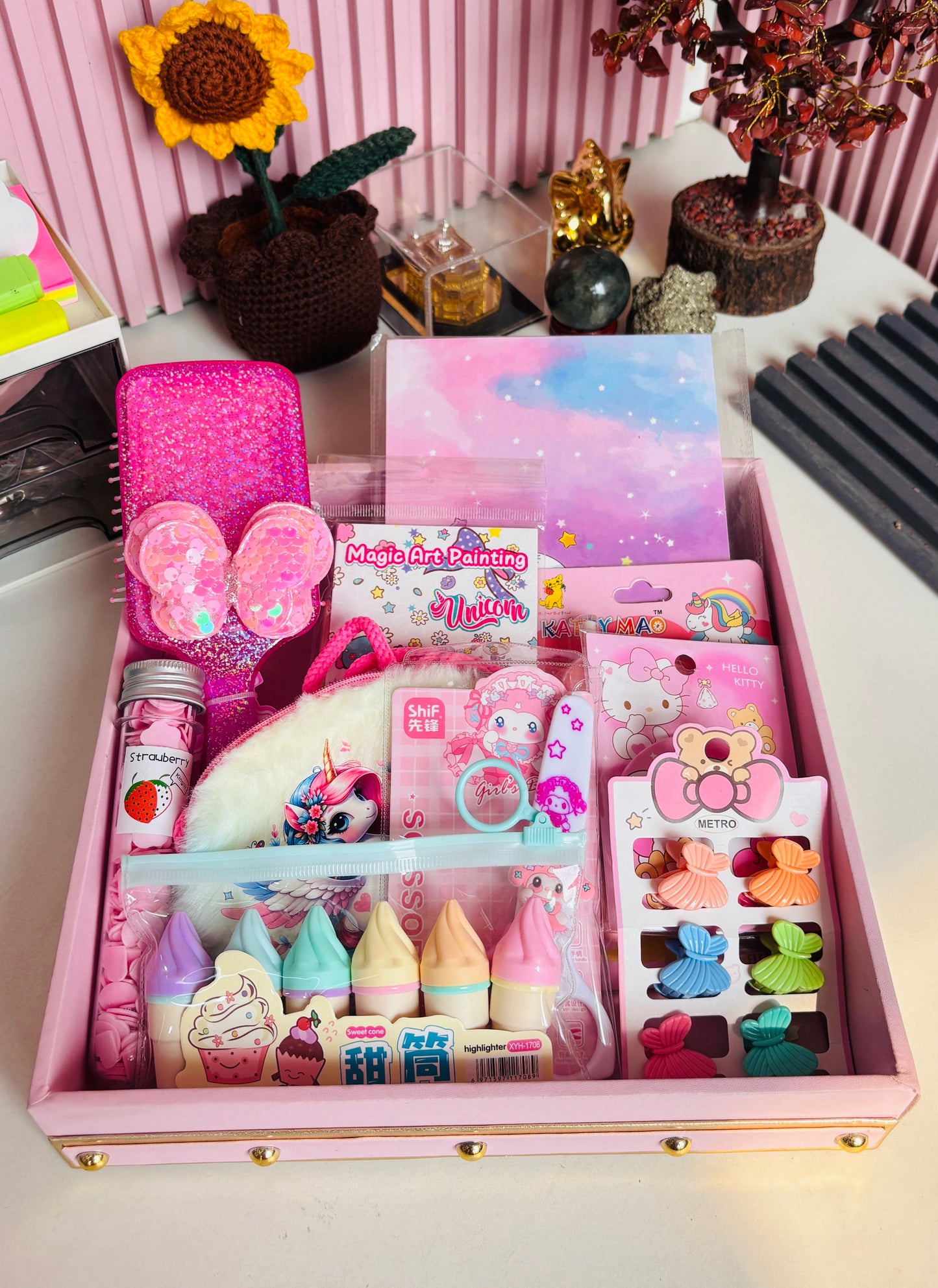 Pretty in Pink Hamper