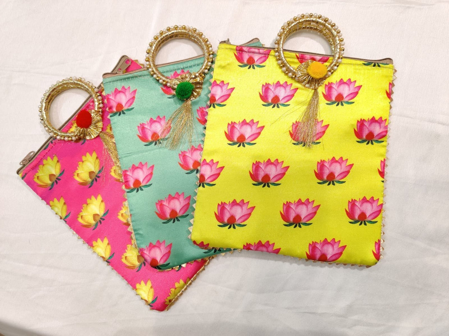 Pichwai Print Handle Bag