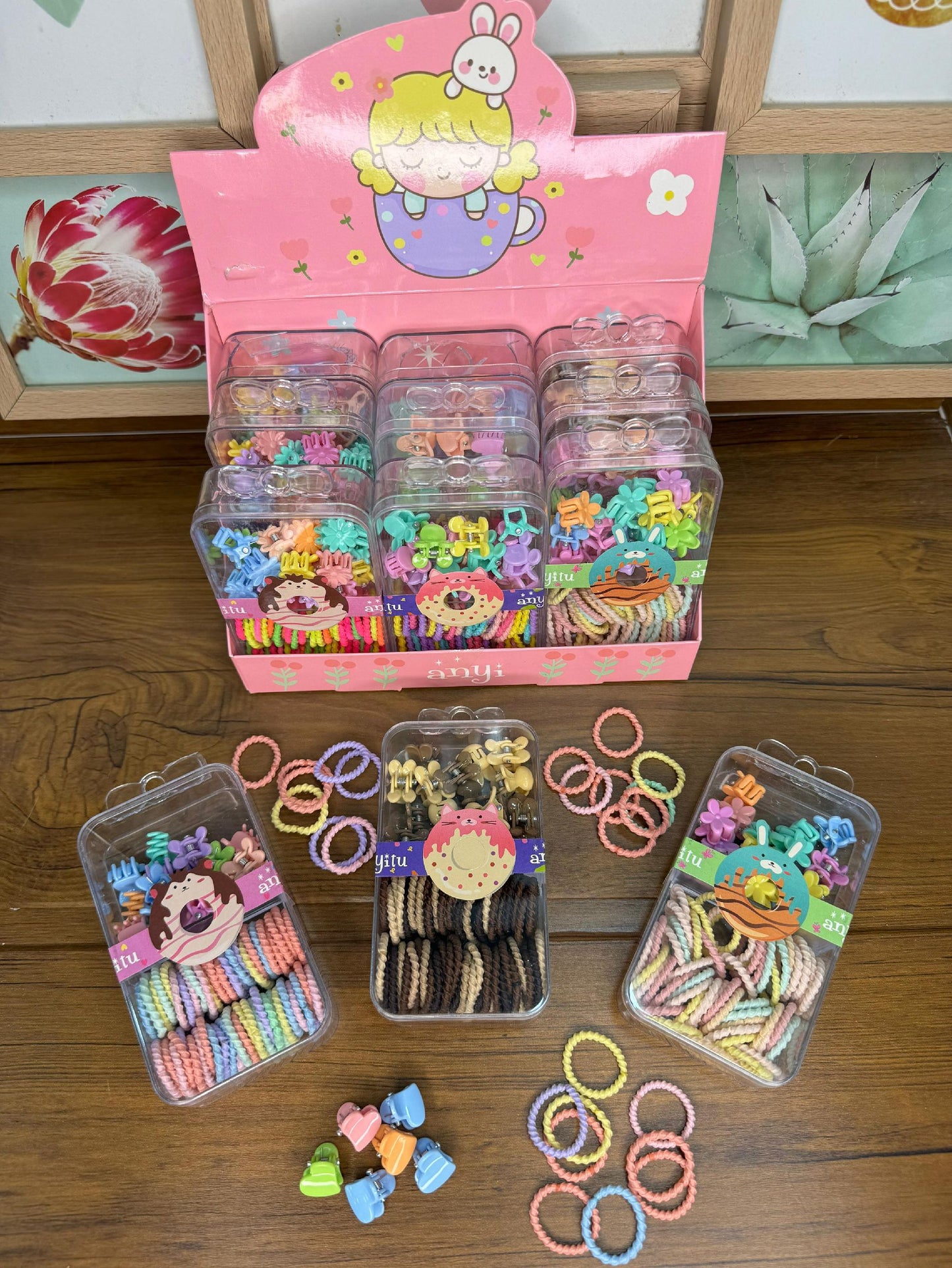 Hair Accesorries in Bow Pack