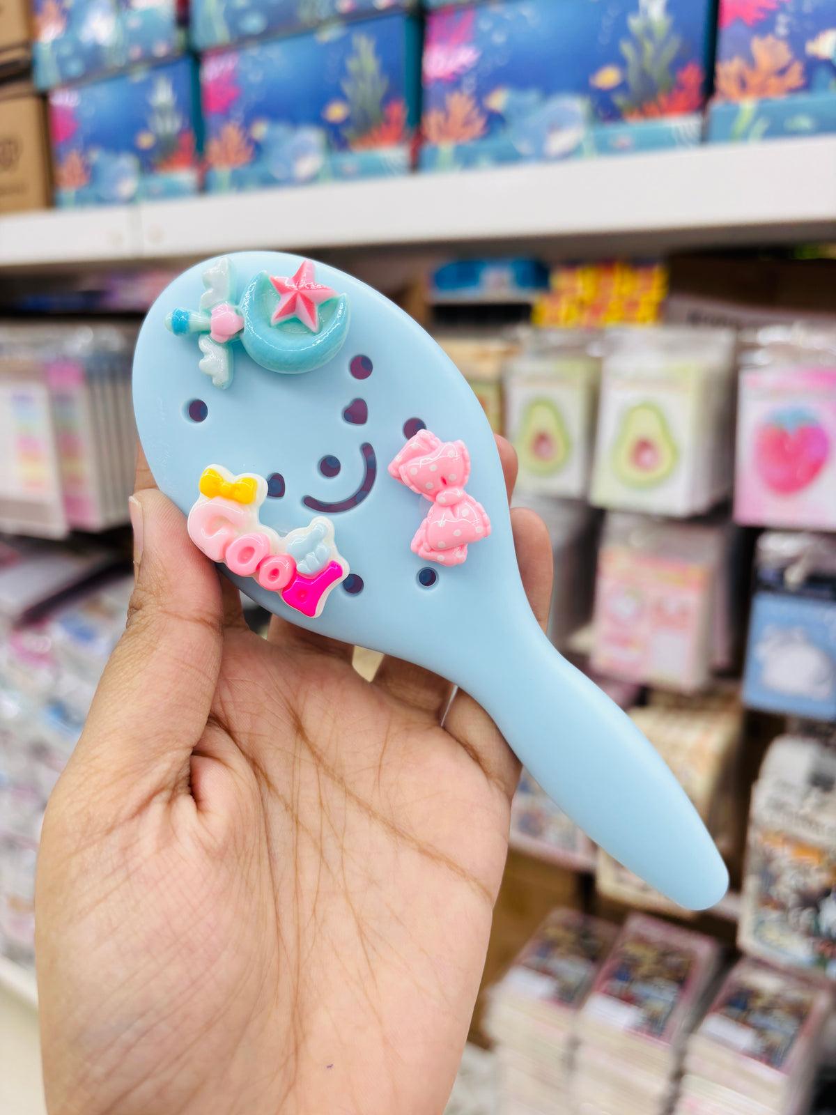 Twist Handle Hair Brush