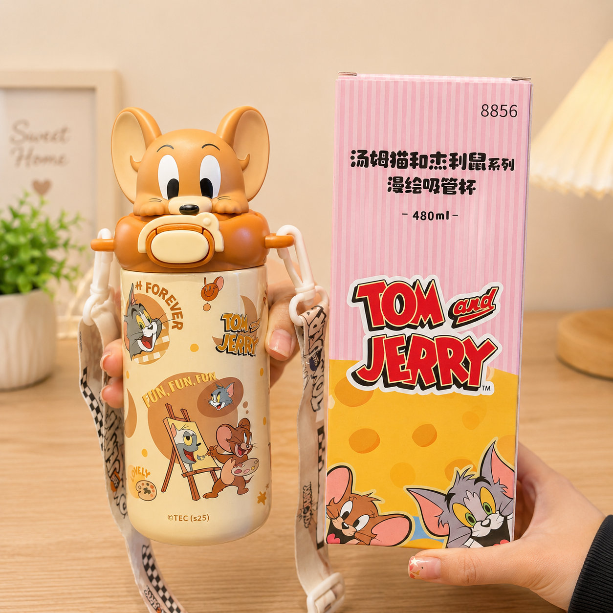 Tom & Jerry Jerry Lid Kids Straw Water Bottle – 480ml
