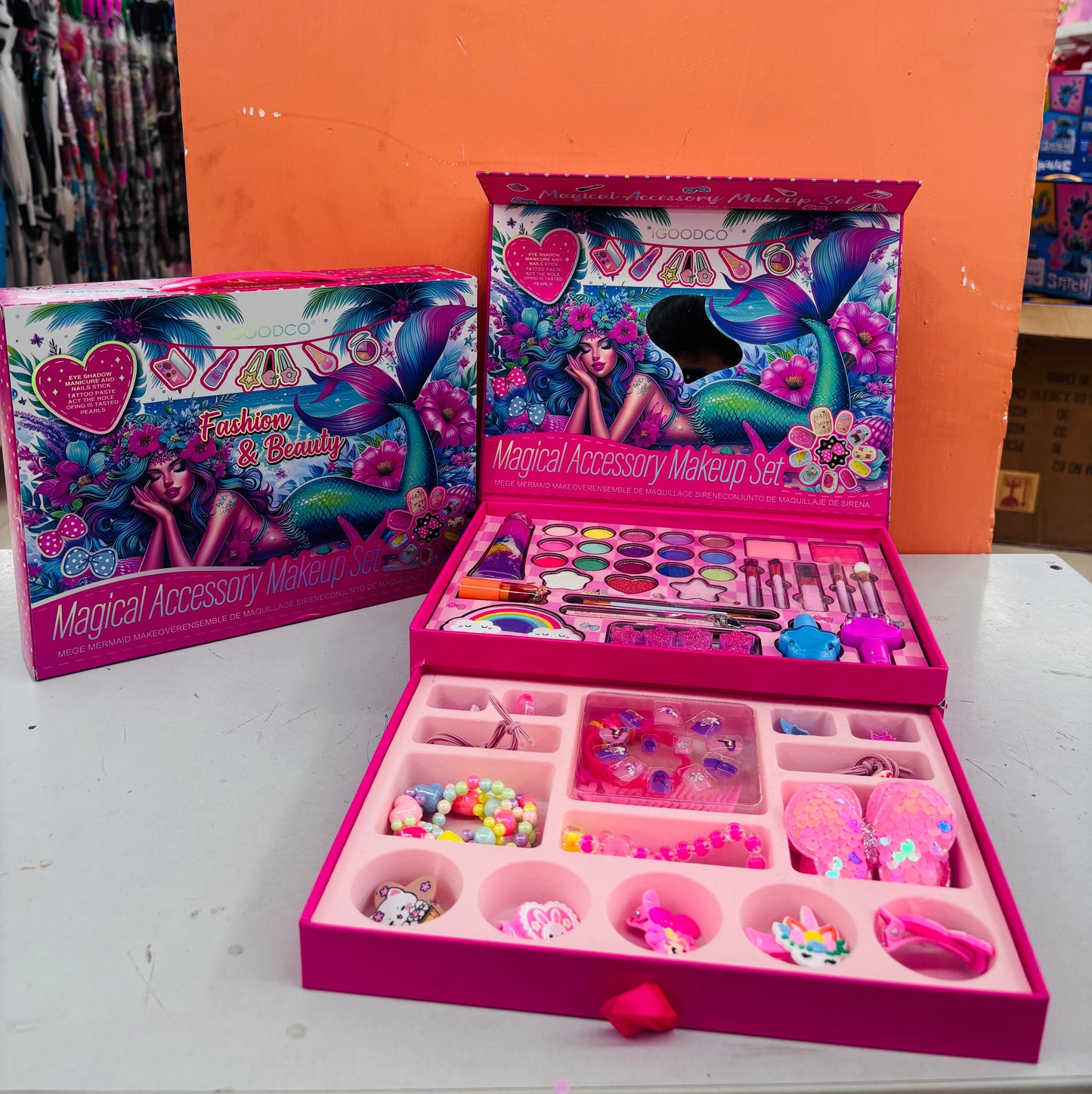 Magical Accessory Makeup Set