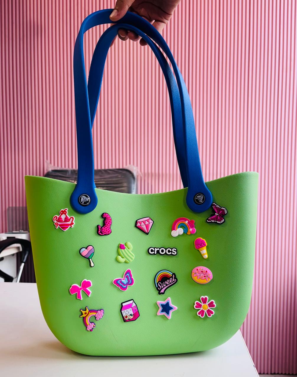 Sillicon Big Beach Bag With 17 Charms BG52