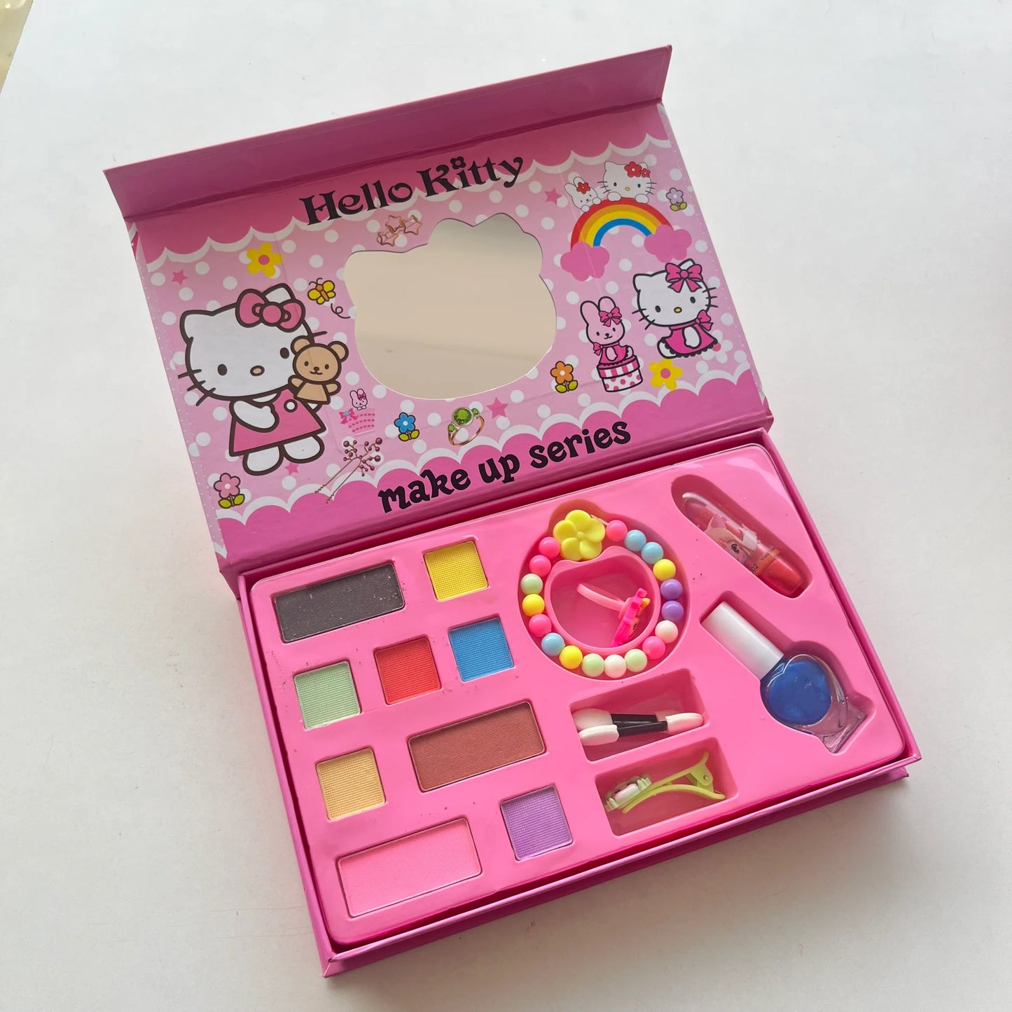 Hello Kitty Glam Make up Box