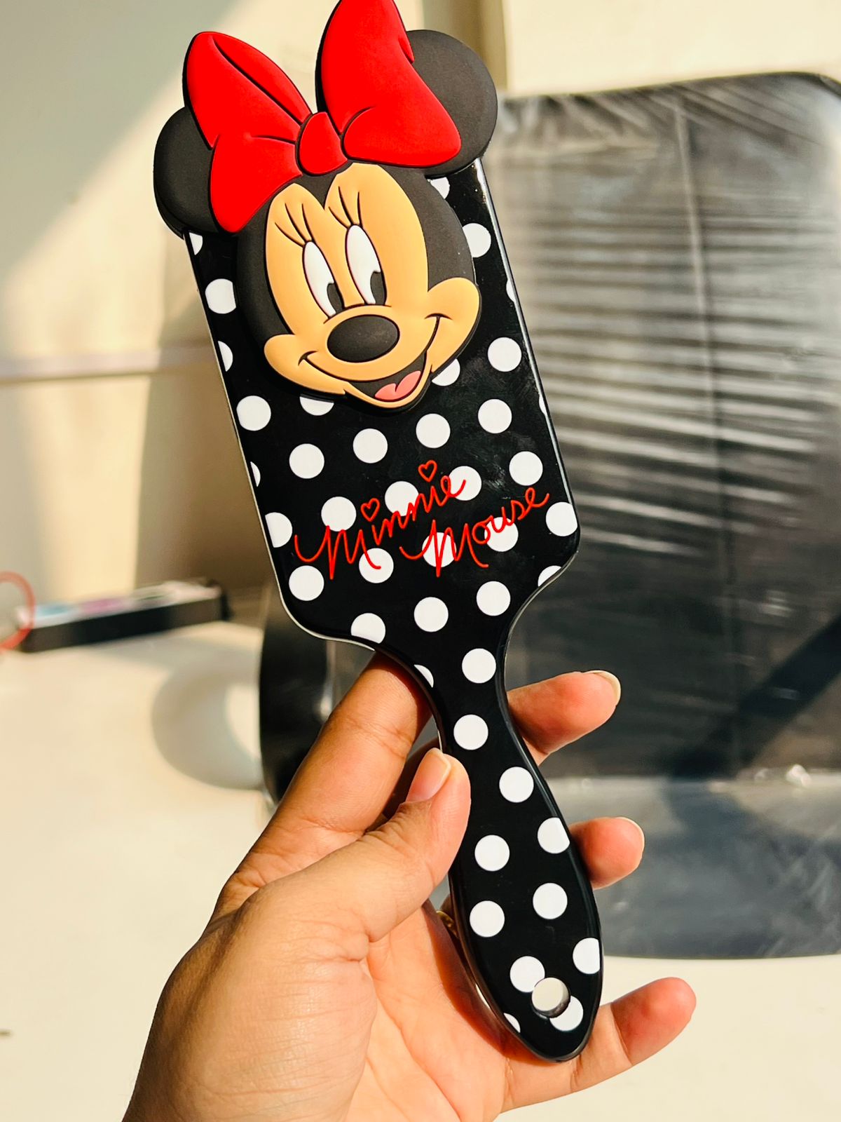 Minnie Mouse Paint Pallet Hair Combs