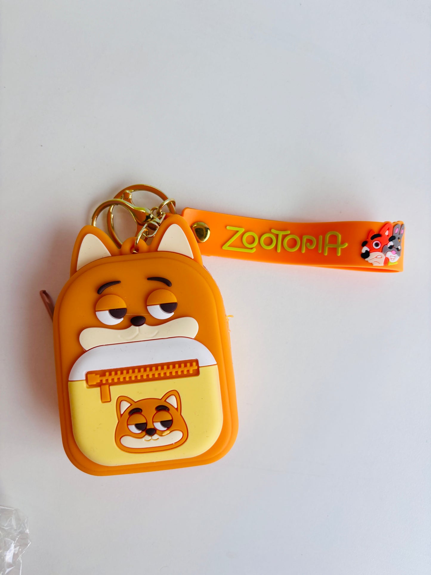 Silicone coin pouch keychain