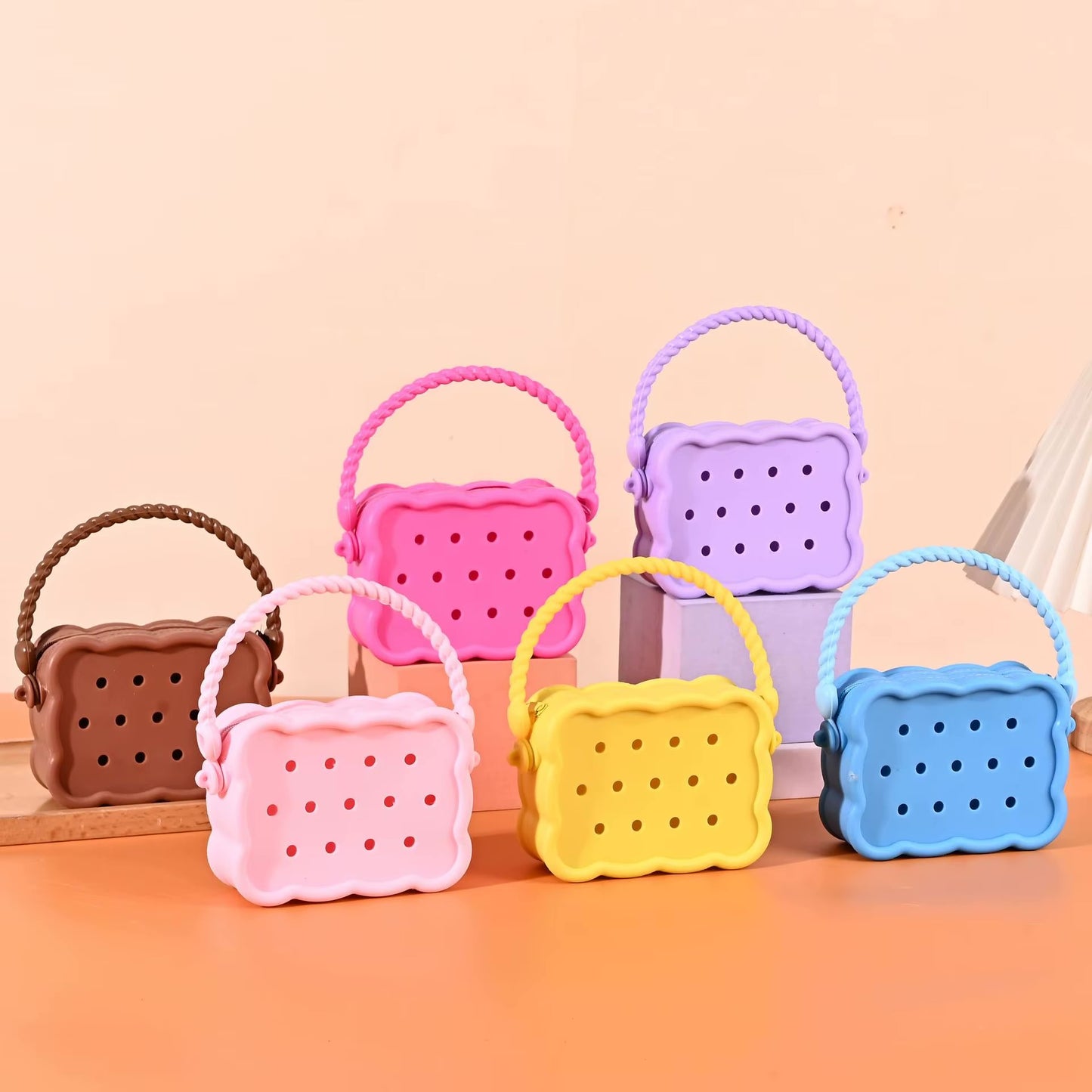 Kids Silicone Bags – Fun, Stylish & Durable With Sling And Handle