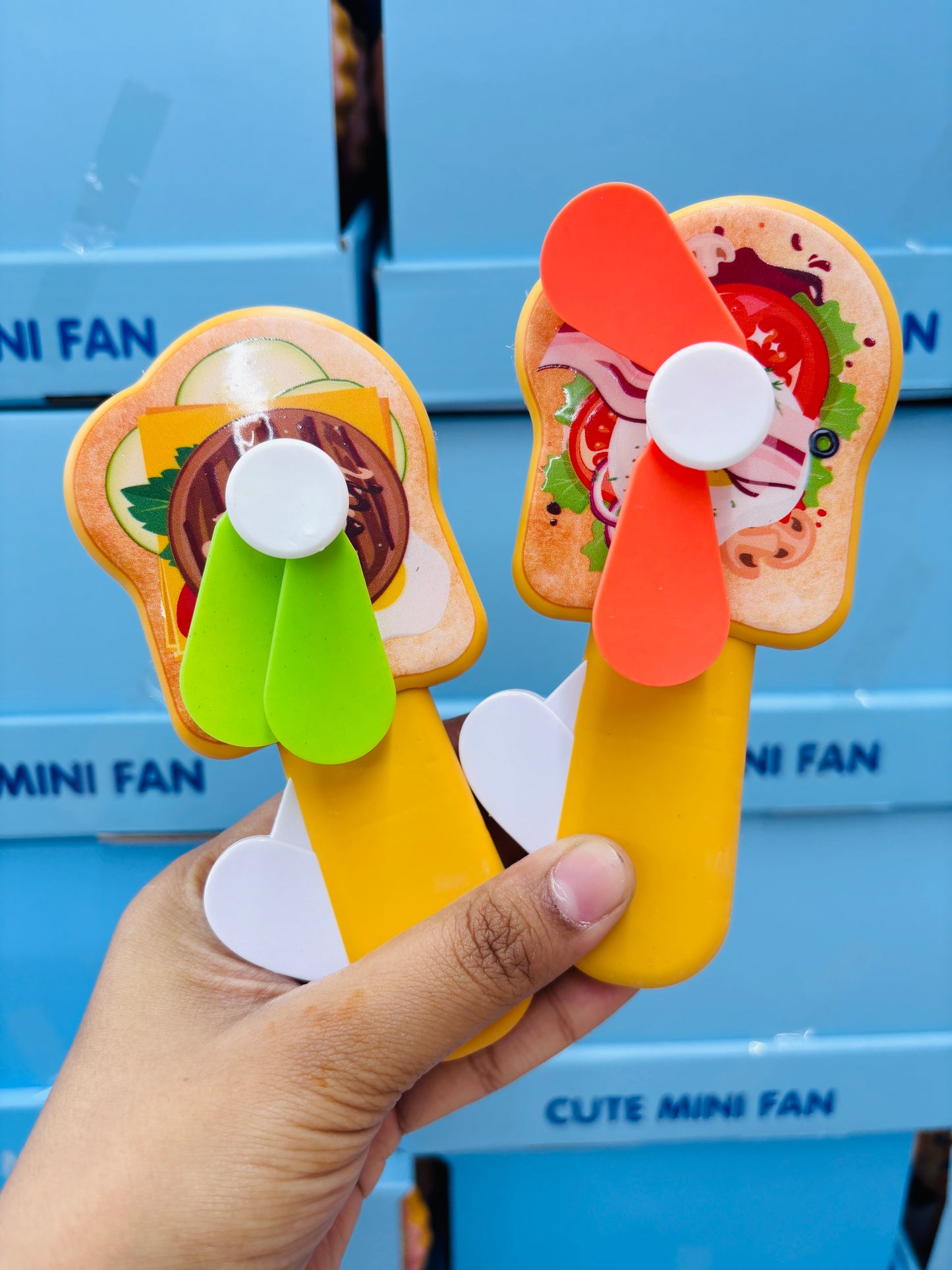 Cute Mini Fan (Hand Pressure)