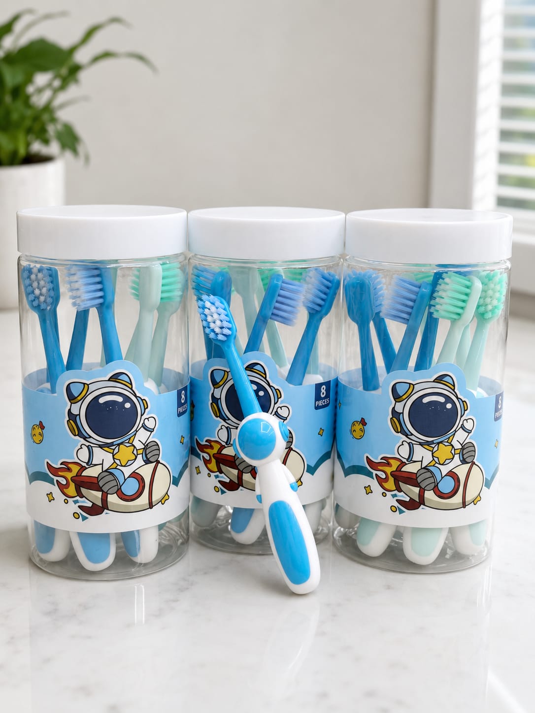 Astronaut Orbit Smile Toothbrush